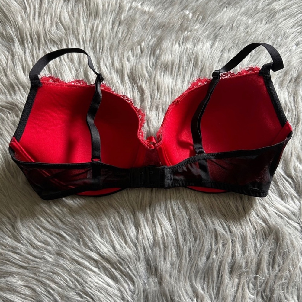 Adore Me Eyelash Bi-Color Lace Push Up Bra - Picture 15 of 15
